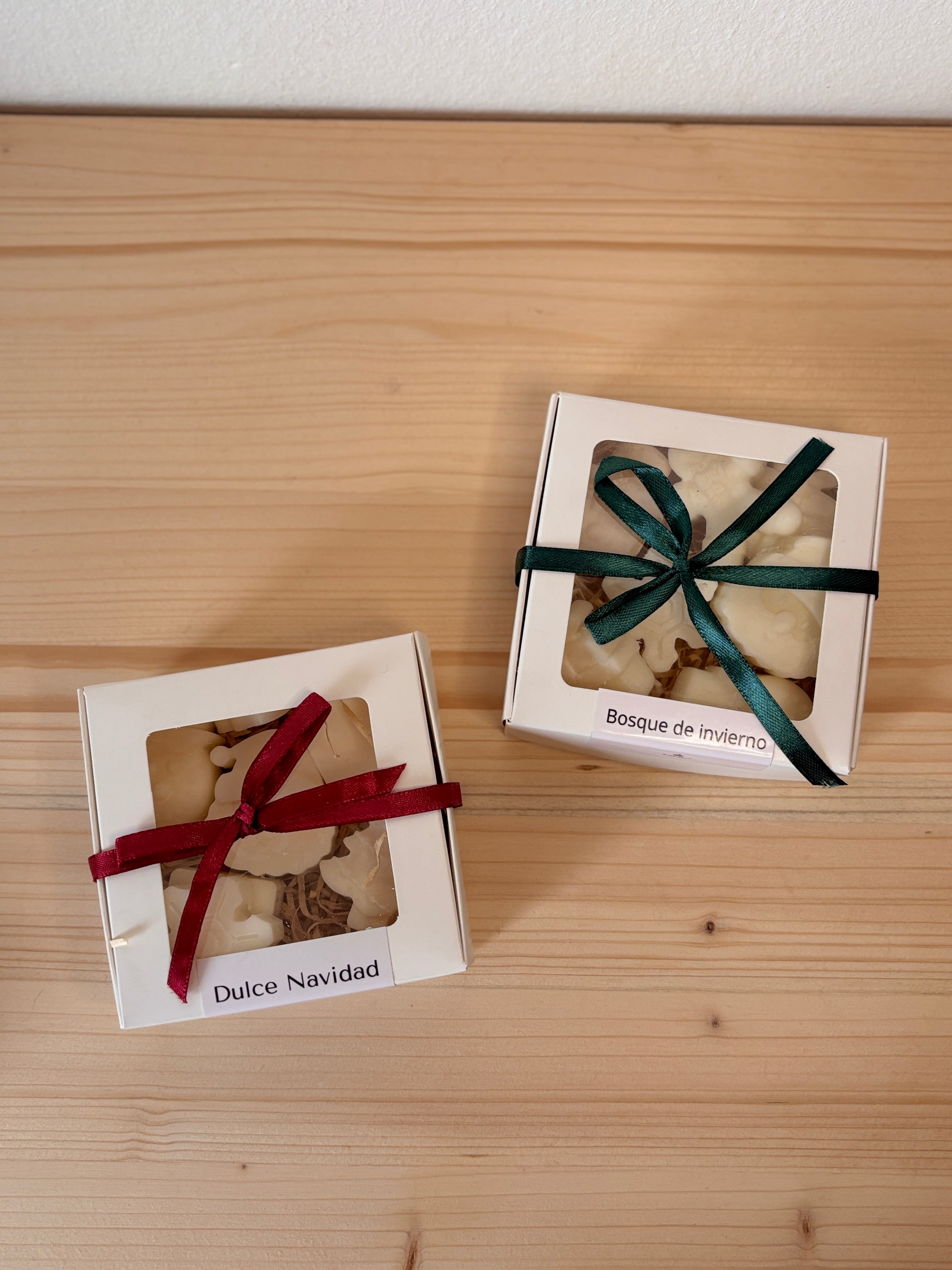 Wax melts Navidad